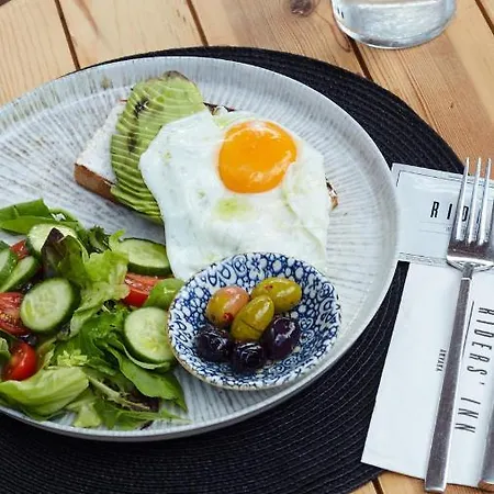 No 22 Riders' Hotell